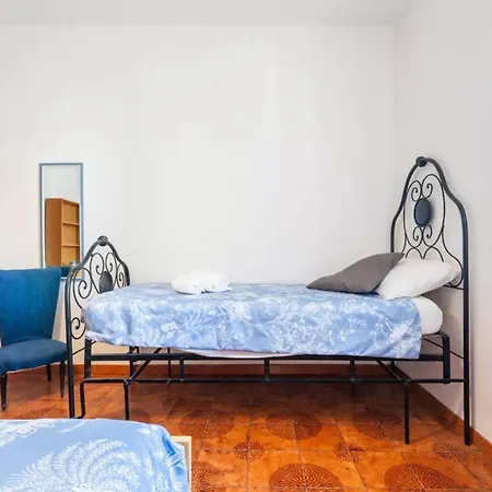 Large Seaside With Patio * Castelsardo